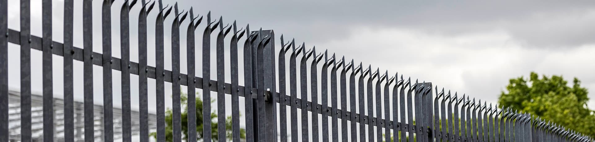 palisade security fencing